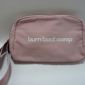 BURN BOOT CAMP WOMENS Waist Shoulder Bag Fanny Travel BAG  Logo DUSTY PINK NEW
